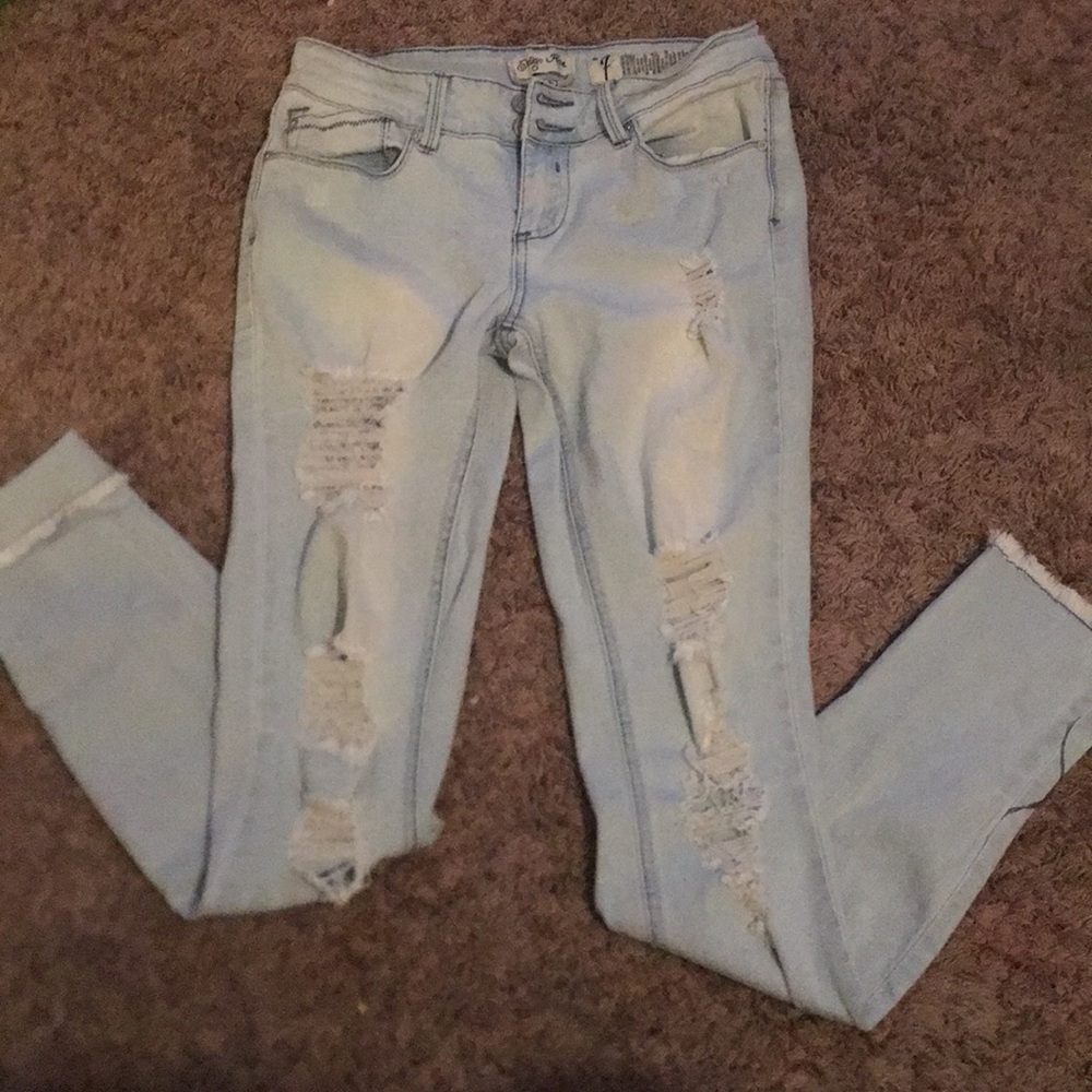Cute light washed jeans